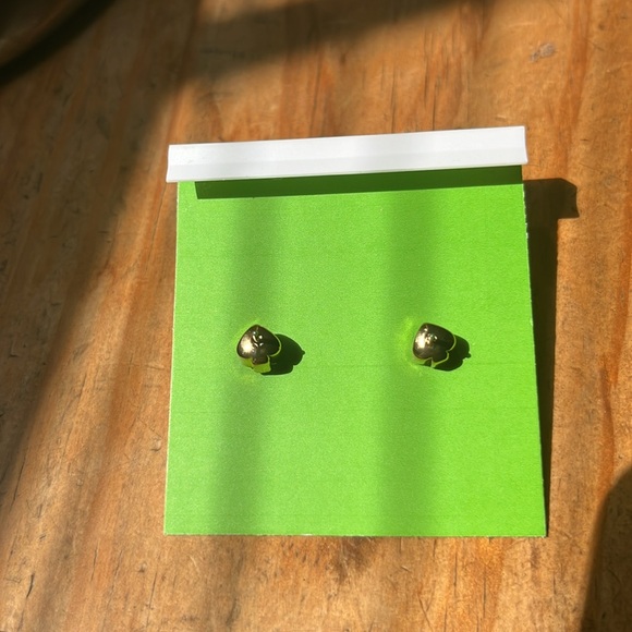 Kate Spade Swan pink crystal stud earrings - Picture 4 of 4